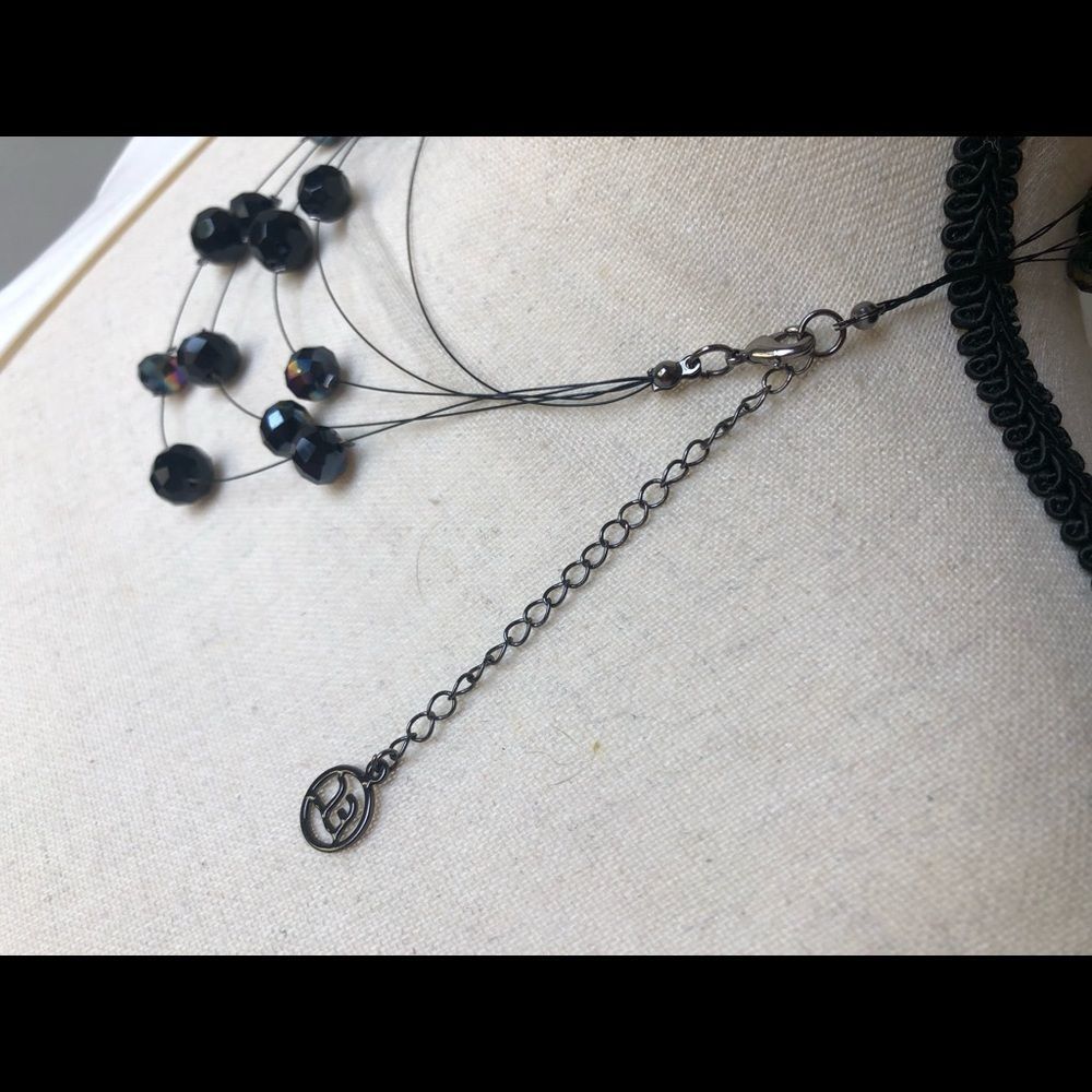 Floating bead faceted dichroic 5 strand, black, necklace EL - Picture 4 of 7
